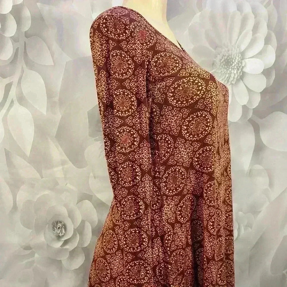 Forever 21 Bohemian Medallion Print Dress - Picture 3 of 7